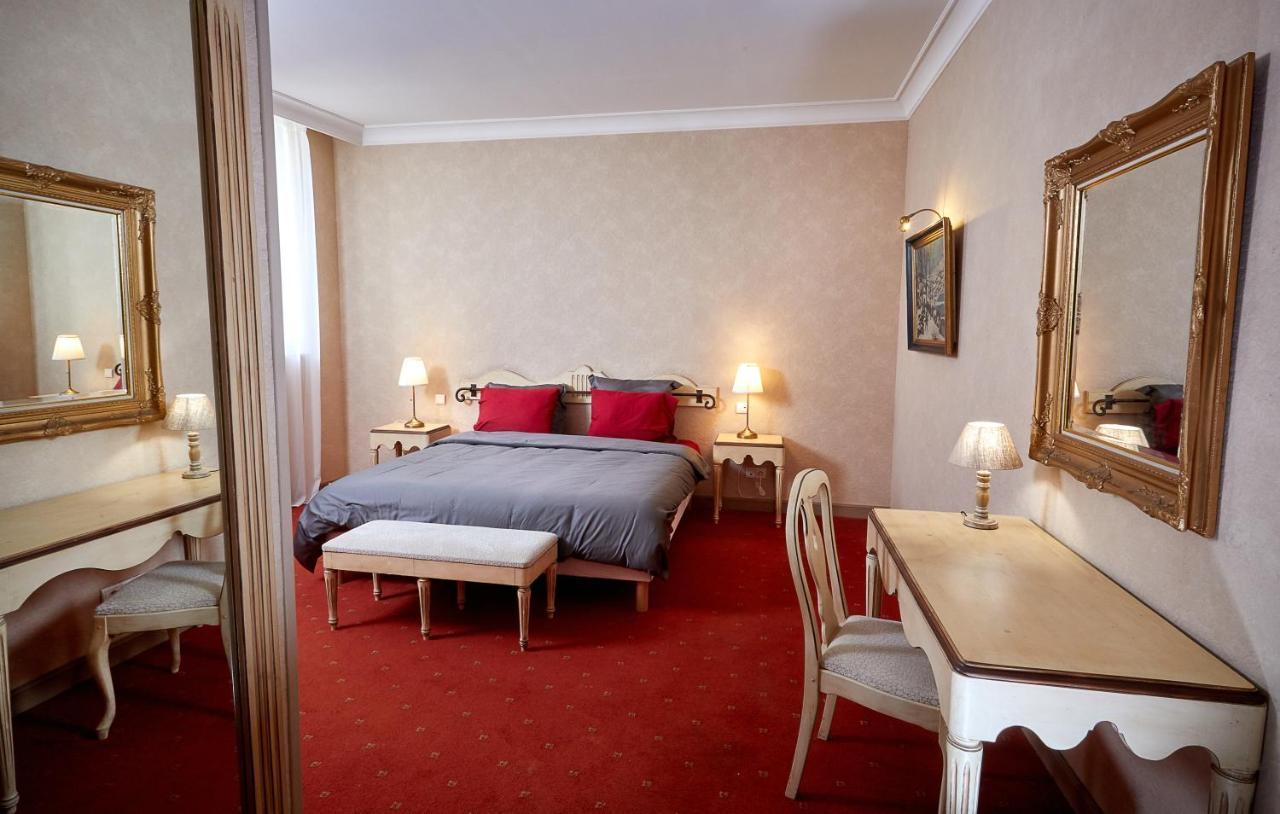 Residence Hoteliere Du Domaine Chablis Exteriör bild