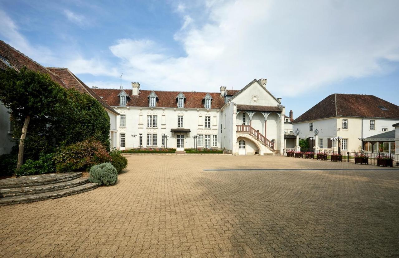 Residence Hoteliere Du Domaine Chablis Exteriör bild