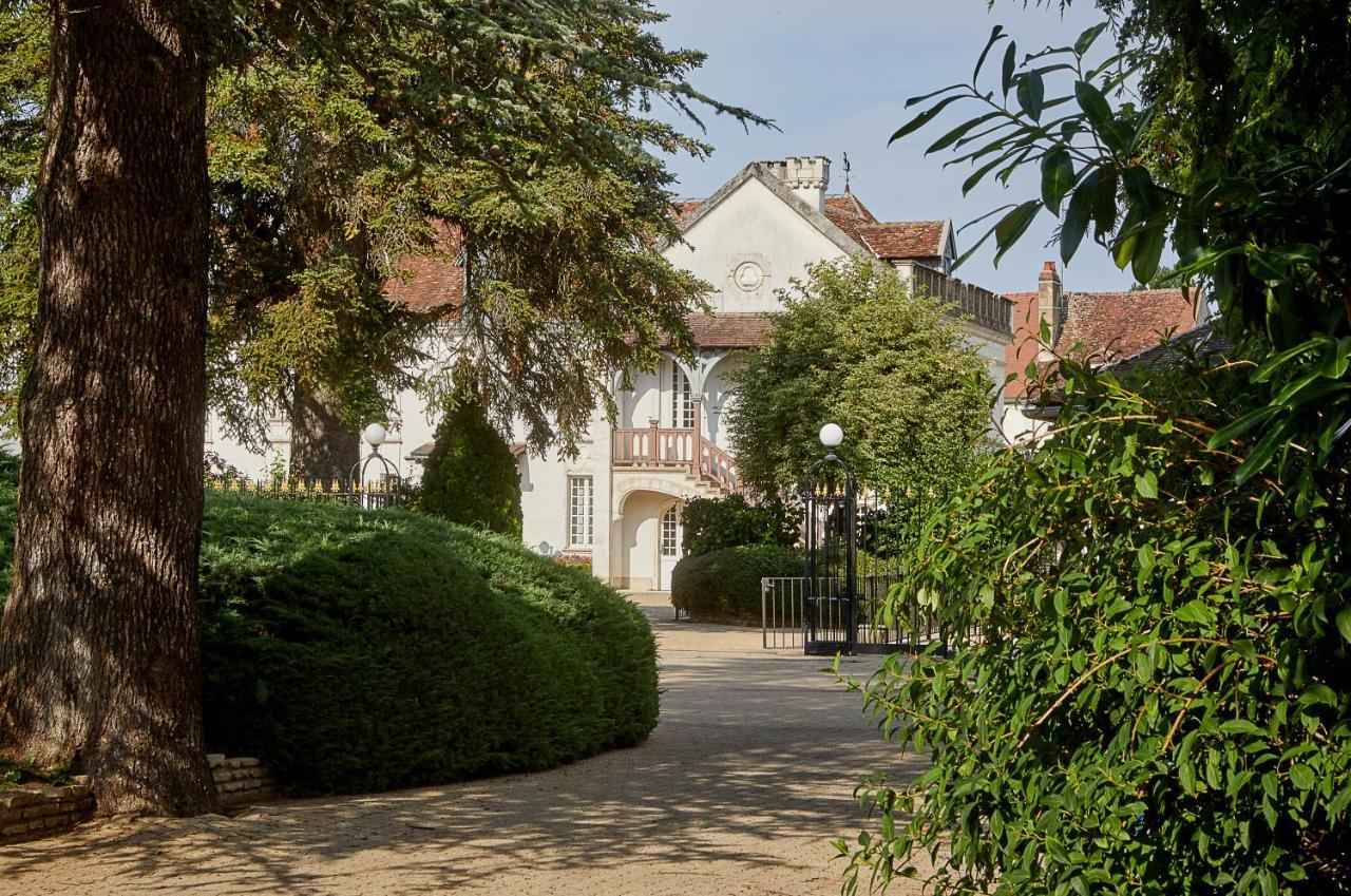 Residence Hoteliere Du Domaine Chablis Exteriör bild
